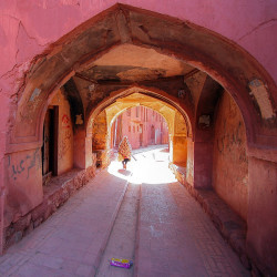 Live Like a Local in Abyaneh Village