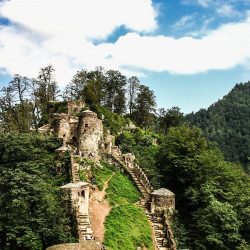 Climb Rudkhan Castle Like the Game of Thrones